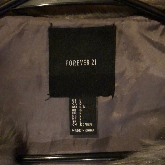 Fur Vest - Picture 2 of 3